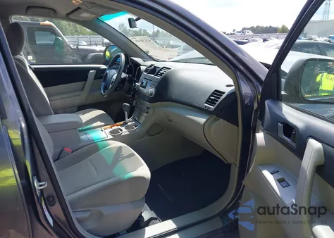 2012 Toyota Highlander Se z USA, uszkodzony, nr VIN 5TDZK3EH8CS063060